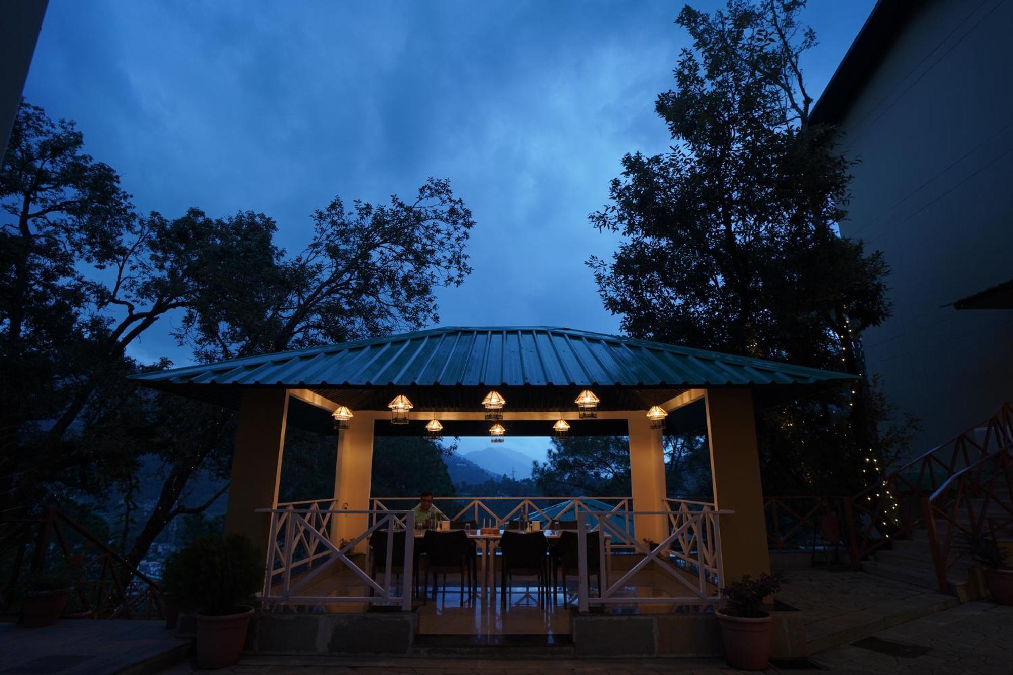 Resorts By The Baagh, Bhīm Tāl Exterior foto